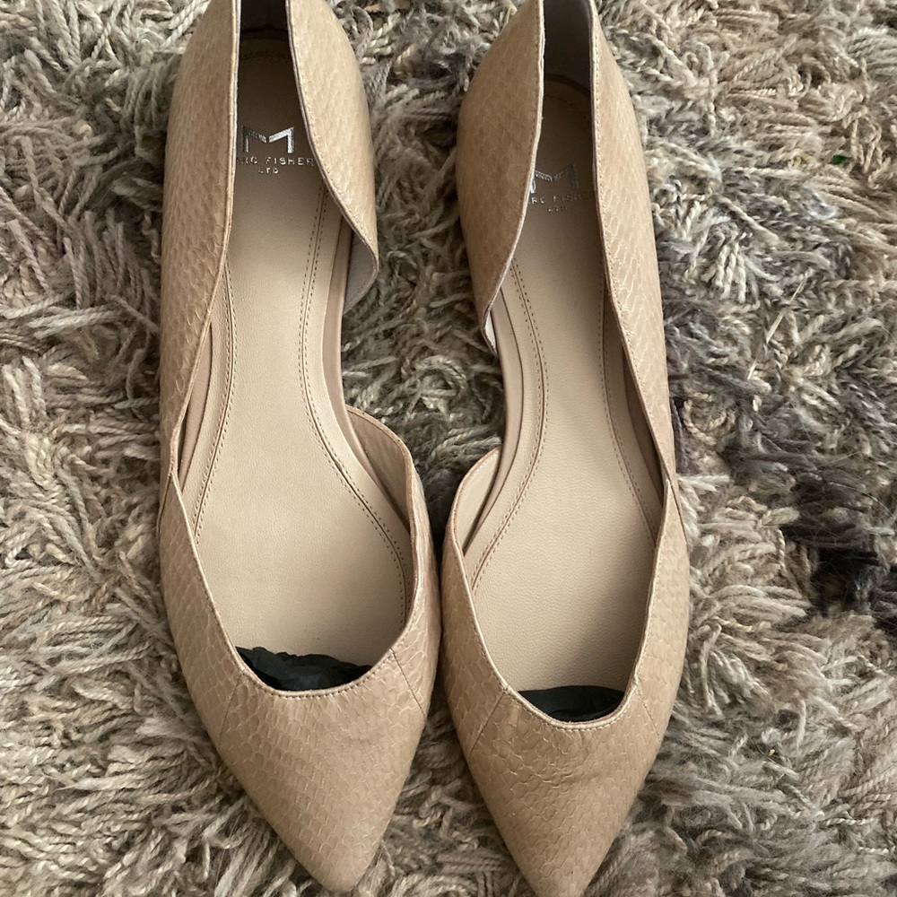 Marc fisher flats